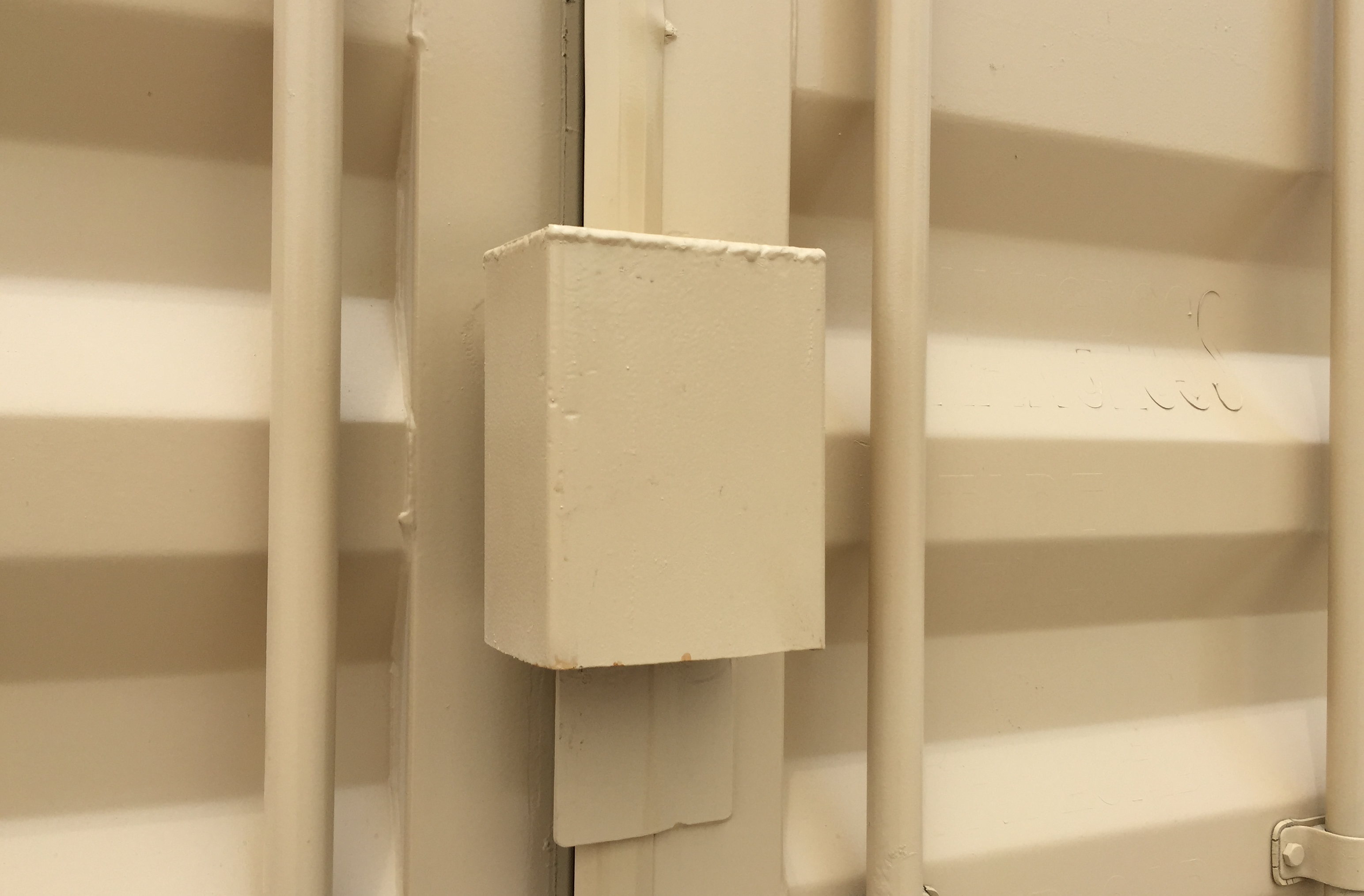 Six Practical Shipping Container Accessories